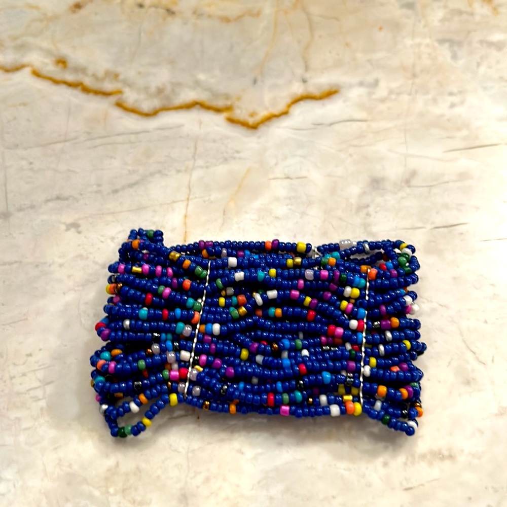 Blue multi-color beaded string bracelet